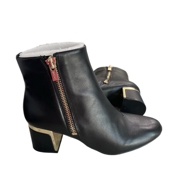 DKNY Womens Crosbi Leather Block Heel Zipper Ankle Boots Shoes NEW IN BOX - Picture 3 of 4
